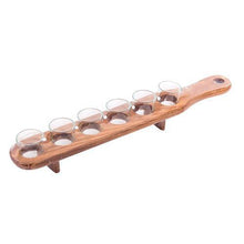 Lade das Bild in den Galerie-Viewer, 7-teiliges Set Schnapsgläser mit Servierbrett aus Holz von EGOECO um plastikfrei und nachhaltig gut im mediterranen Stil zu leben